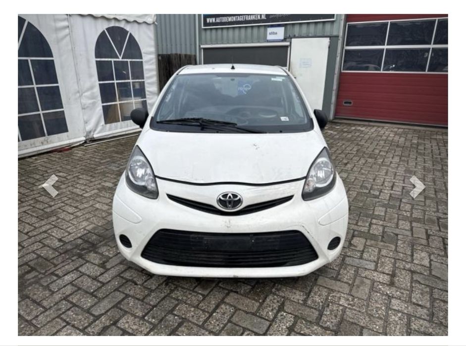 Inchiriez Toyota Aygo Bolt Food/Glovo/Tazz