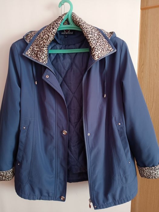 Куртка демисезонная.