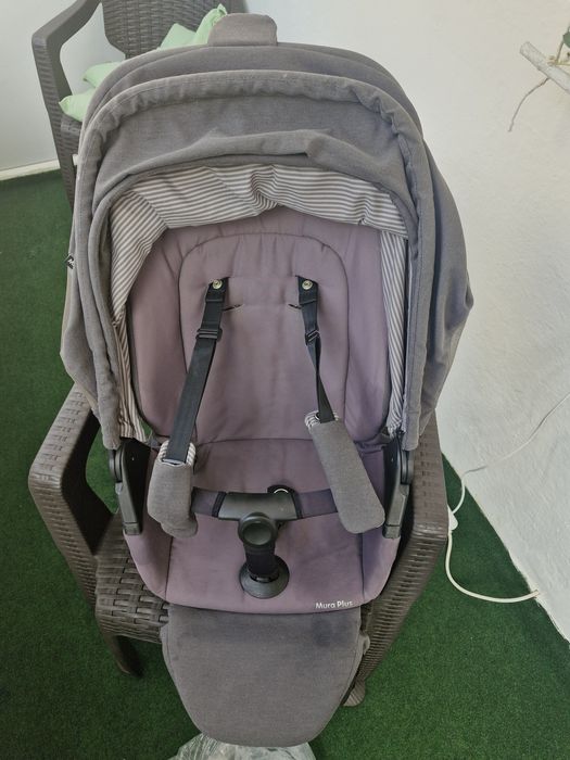 Carucior complet bebe maxi cosi mura plus
