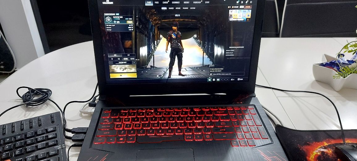 Vând laptop gaming asus tuf fx504g impecabil