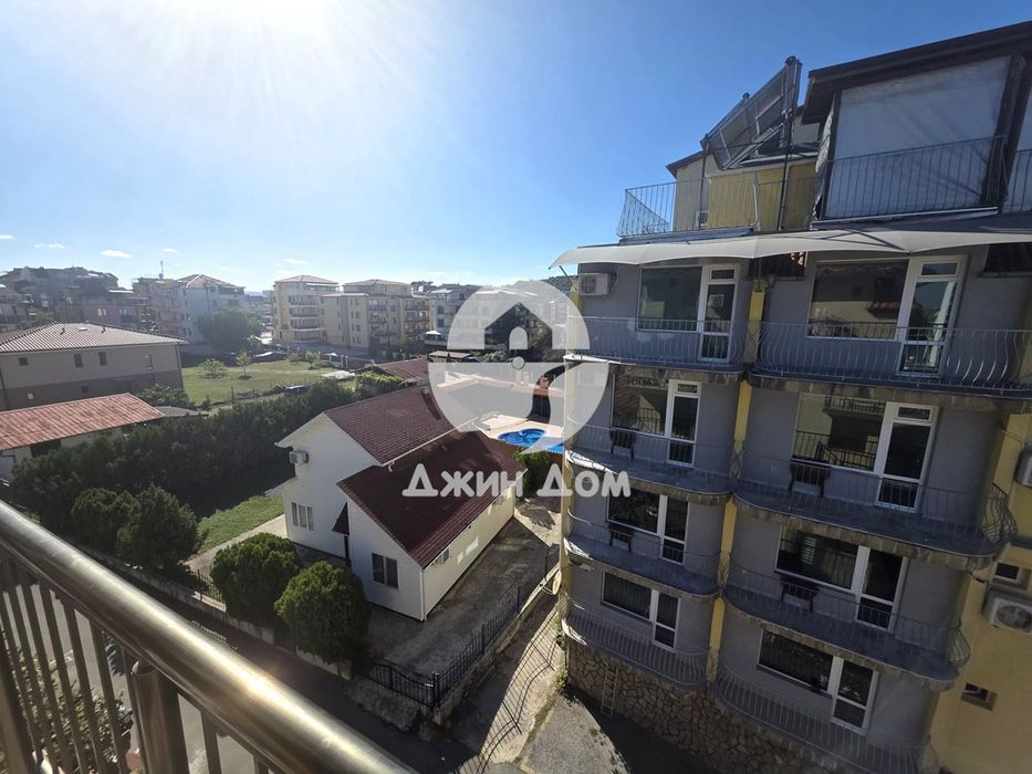Продава се Двустаен апартамент в Приморско - 75 кв.м за 1134 €/кв.м - Снимка #3