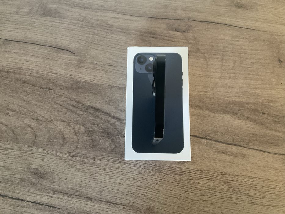 IPhone 13 128GB чист iCloud