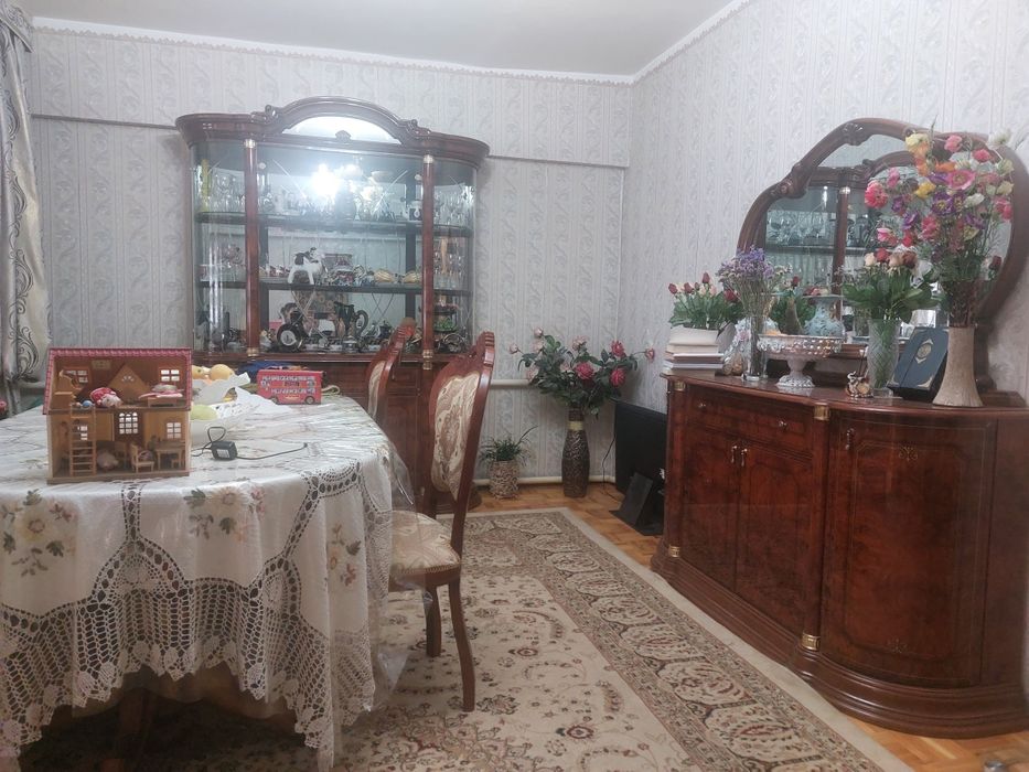 Продается квартира в центре Ферганы