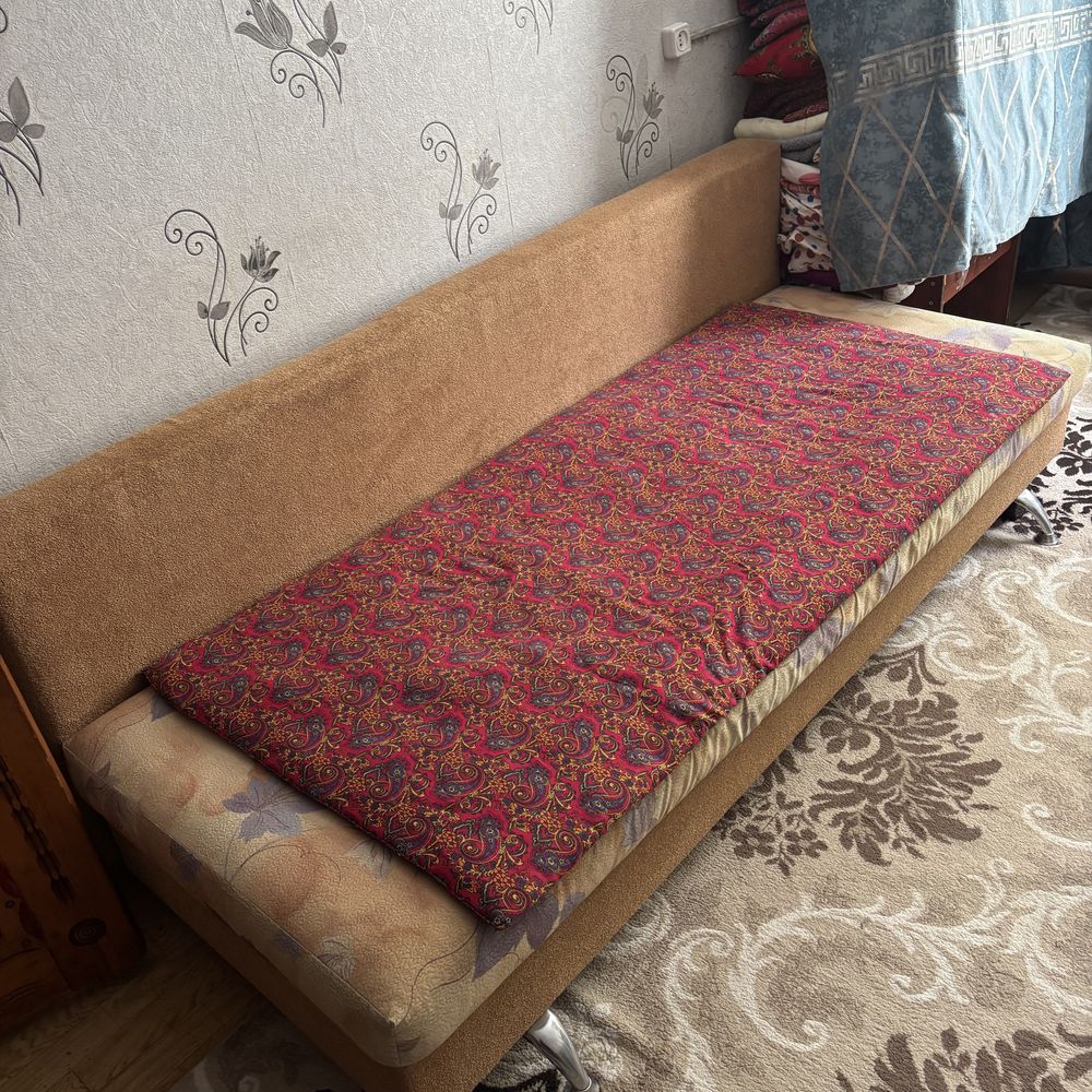 Диван шкаф сатылады