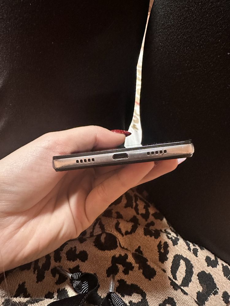 Телефон Huawei P8 Lite