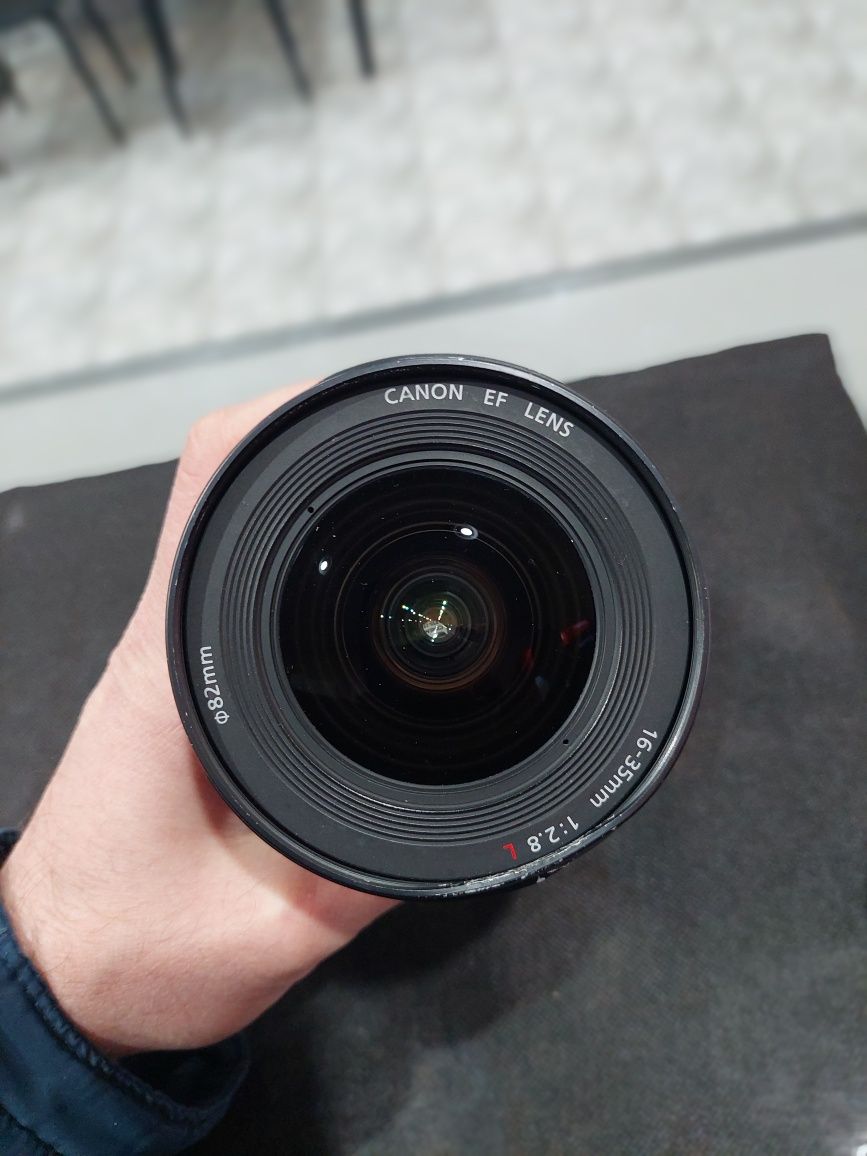 Obyektiv canon 16-35