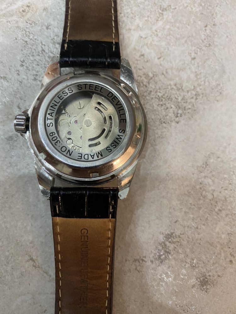 Наручные часы Omega