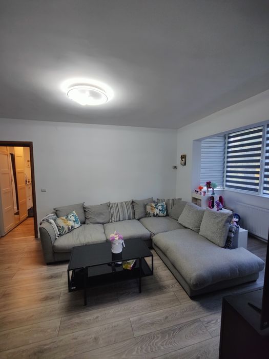 Proprietar Ap 2 camere 55mp