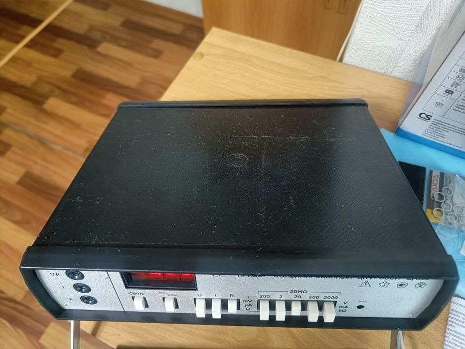 Прибор комбинированный.