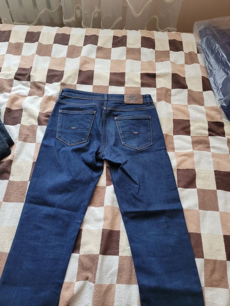 Брендовые джинсы Fay