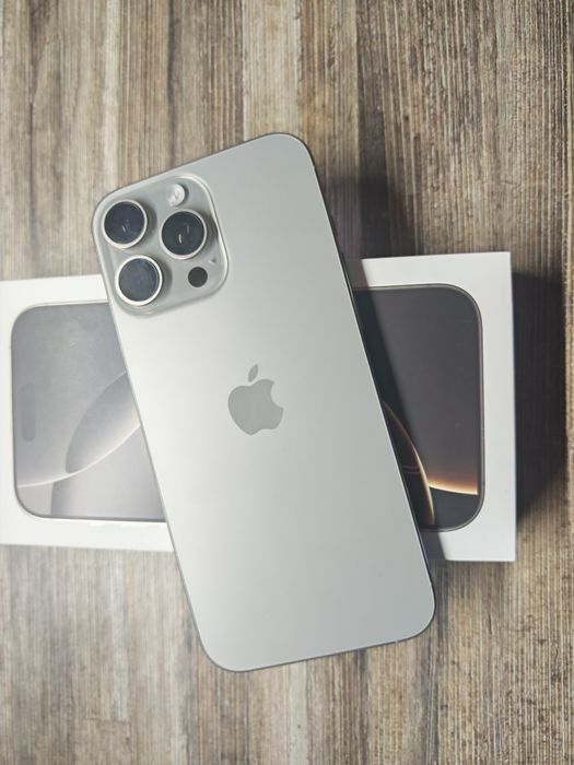 Като нов iPhone 16 Pro Max 256 GB Desert Гаранция