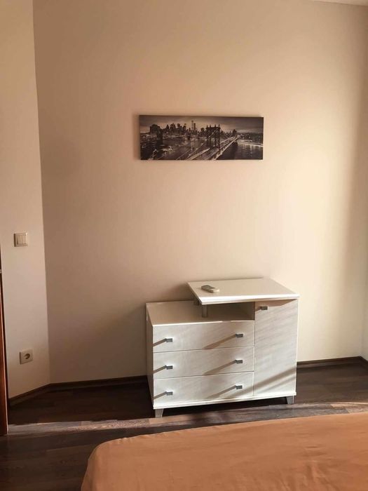 Дава се под наем Тристаен апартамент в Варна, Център - 100 кв.м за 700 € - Снимка #8