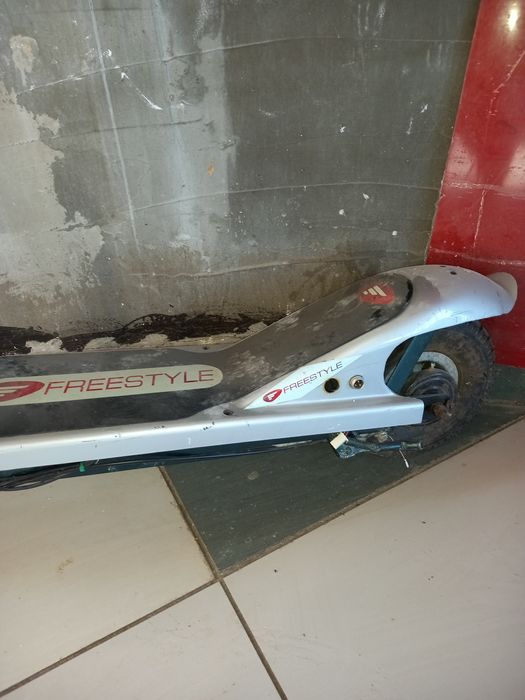 Trotineta cu roti groase