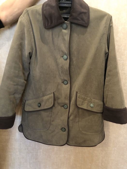 Куртка женская в хорошем состоянии