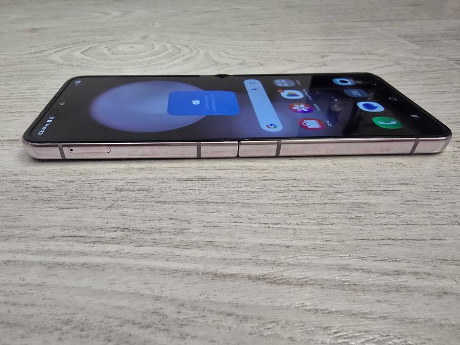 Samsung Z Flip 5 8/512GB lavender