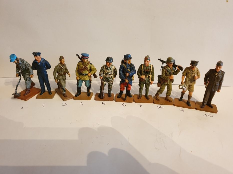 Оловни Войници "Men At War"