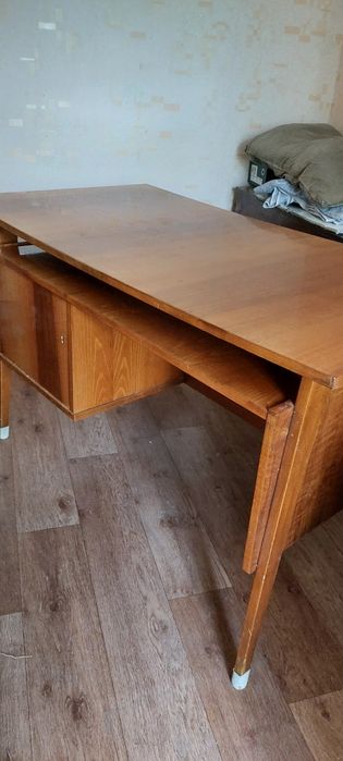 Письменный  стол