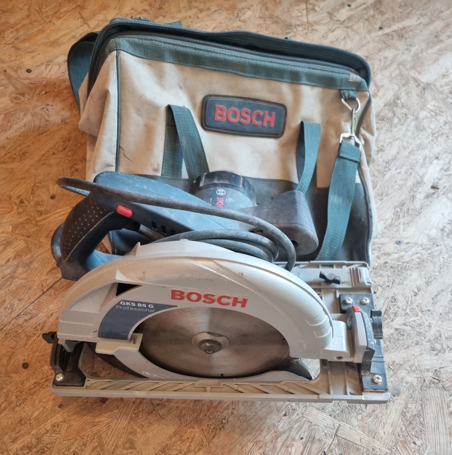 Fierăstrău Bosch GKS 85 G