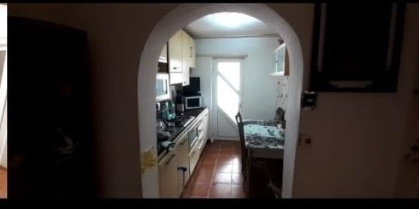 Apartament Zona 9 mai 4 camere+2 bai+balcon+gradina+uscatorie!