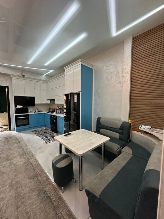 Шикарный офис метро Ойбек 200м²