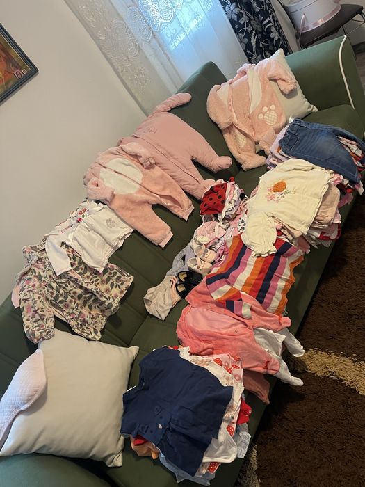 Hainute pentru bebelus, masura intre 68-80