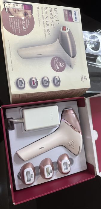 Epilator IPL PHILIPS Lumea Series 9900 nou
