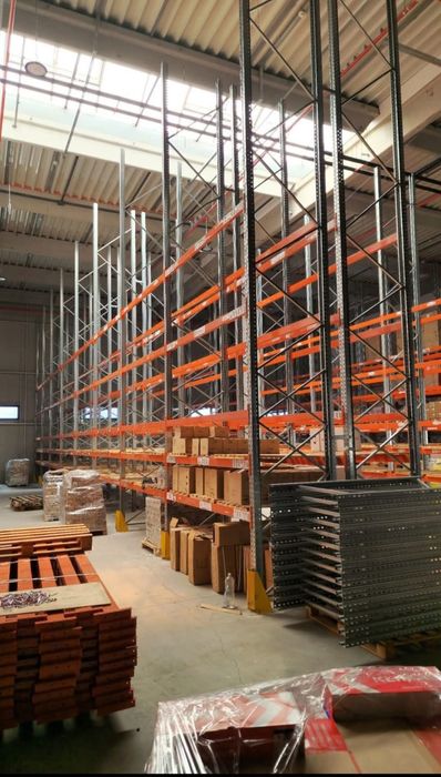 Rafturi metalice profesionale pentru depozitare marfa 85x9865