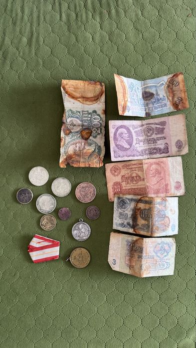 Для коллекционеров монетки 1876 года 5,25,200 рублей