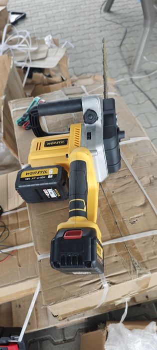 Акумулаторна резачка верстил