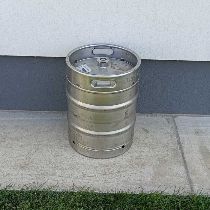 Butoi 50 L inox alimentar potrivit pentru depozitare lichide