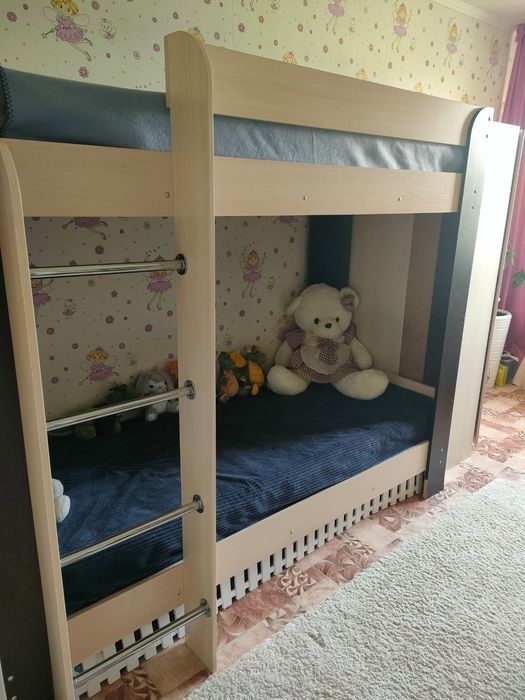 Кровать детская двухъярусная