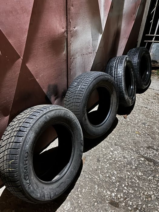 Зимни гуми 255/60 R17