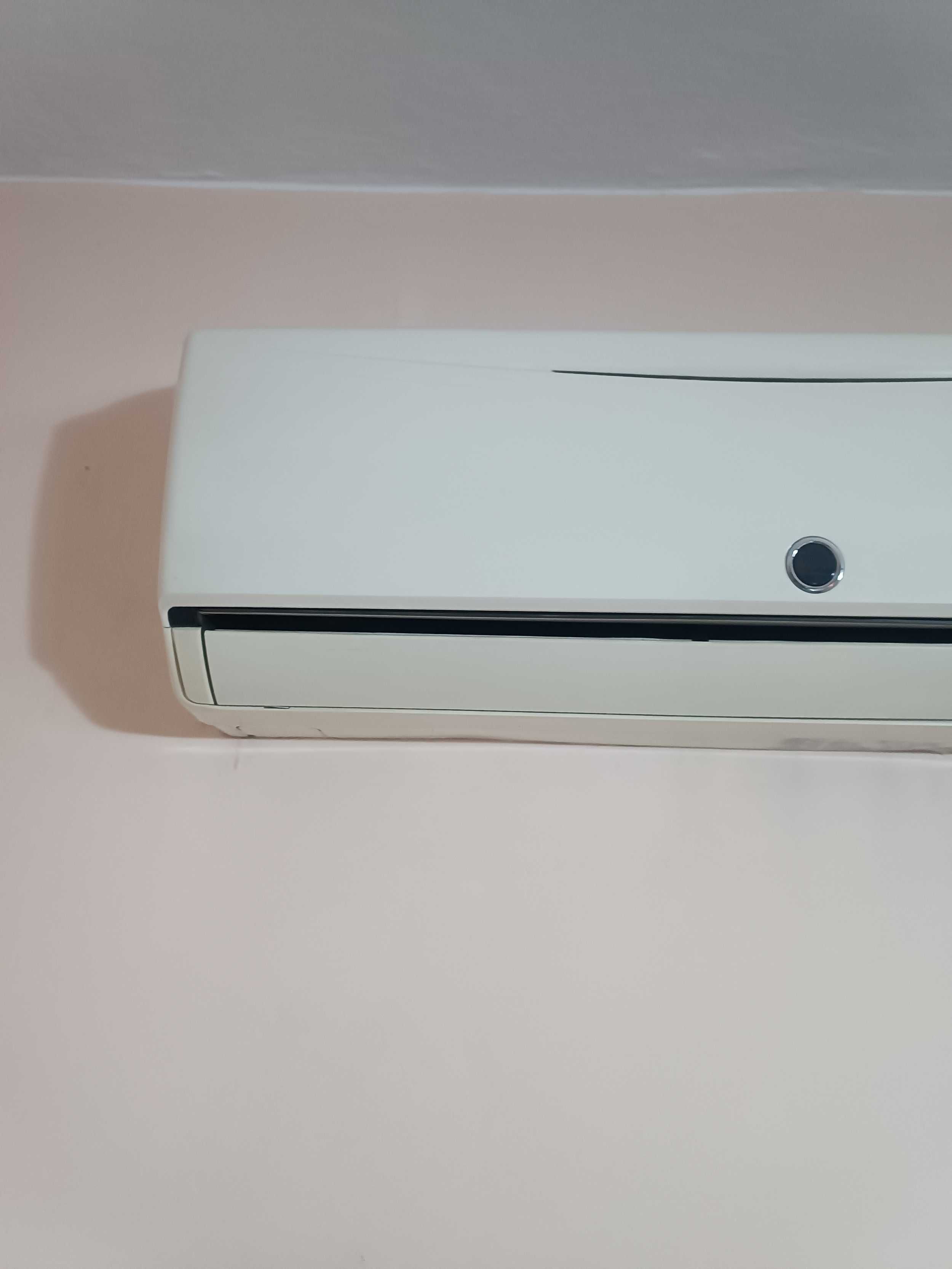 Продавам климатик Sang 9-ка- 2 бр.