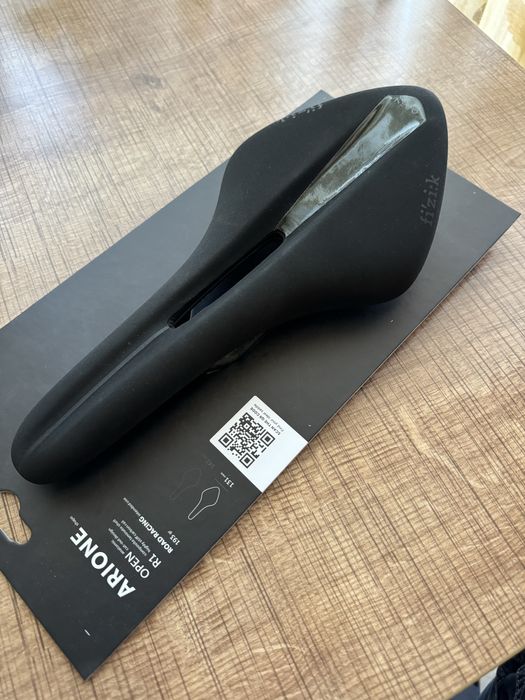 Sa Fizik Arione R1 open brate carbon ca si noua