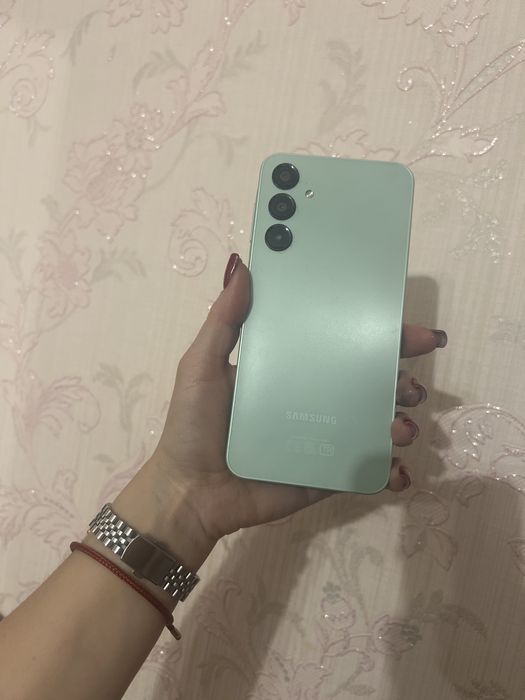 Продам Самсунг A16 в идеальном состоянии