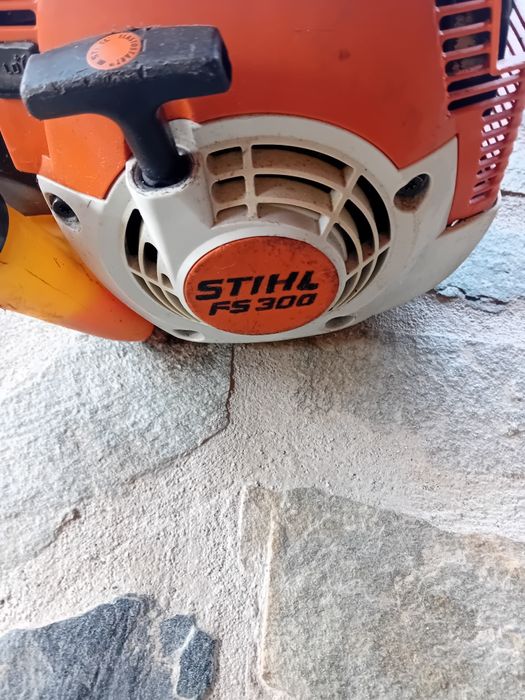 Vând motocoasă Stihl FS 300