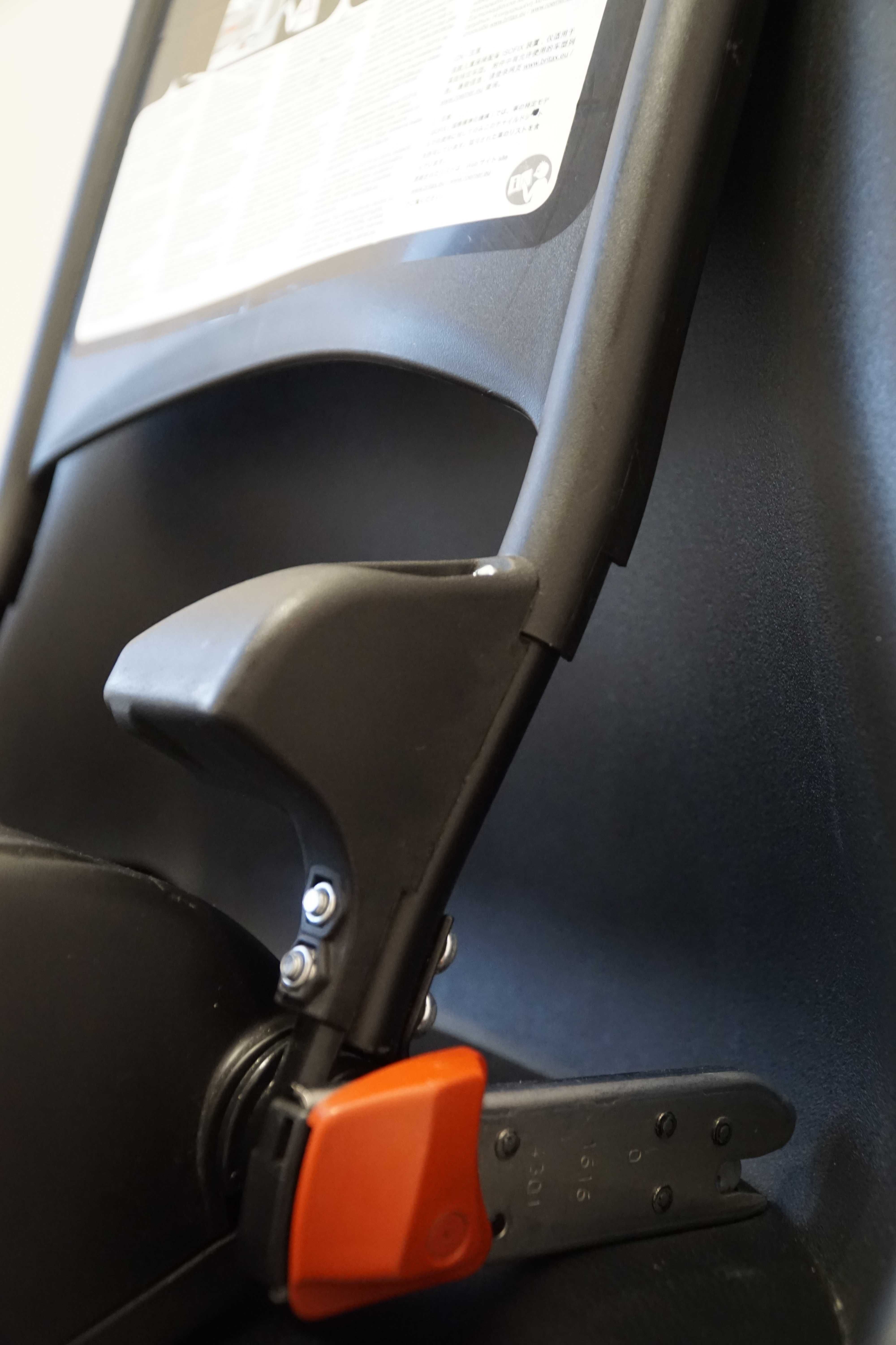 Столче за кола Britax Romer + IsoFix base