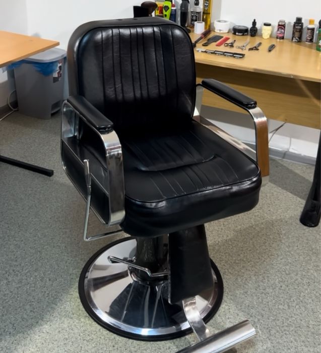 Scaun de tuns (frizerie)