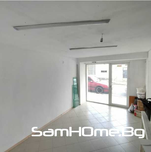 Продава се Магазин в Варна, Център - 130 кв.м за 1000 €/кв.м - Снимка #1