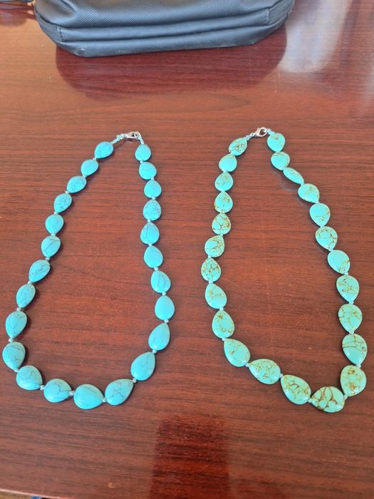 Бусы из натуральных камней