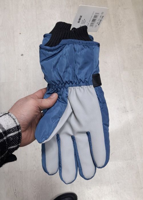 Мужские спортивные лыжные термо перчатки..