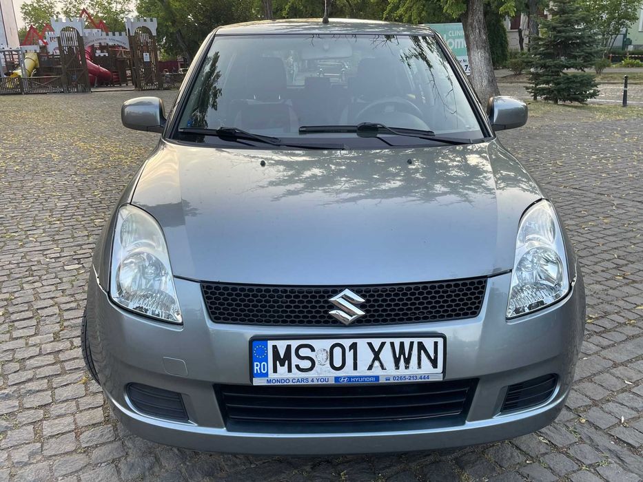 Vând Suzuki Swift