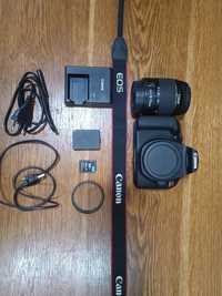 Camera DSLR Canon EOS 2000D cu accesorii