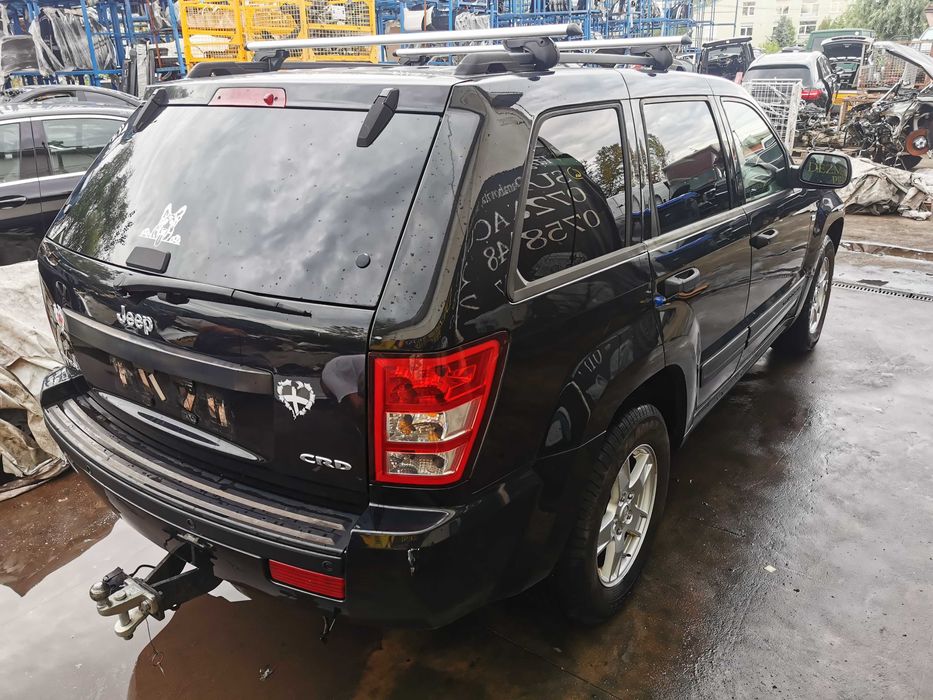 Dezmembrez Jeep Grand Cherokee 3.0 CRD/bara fata jeep/capota/far/haion