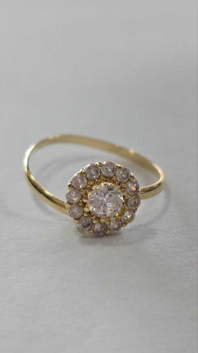 Златен детски пръстен с проба 585 (14 карата)