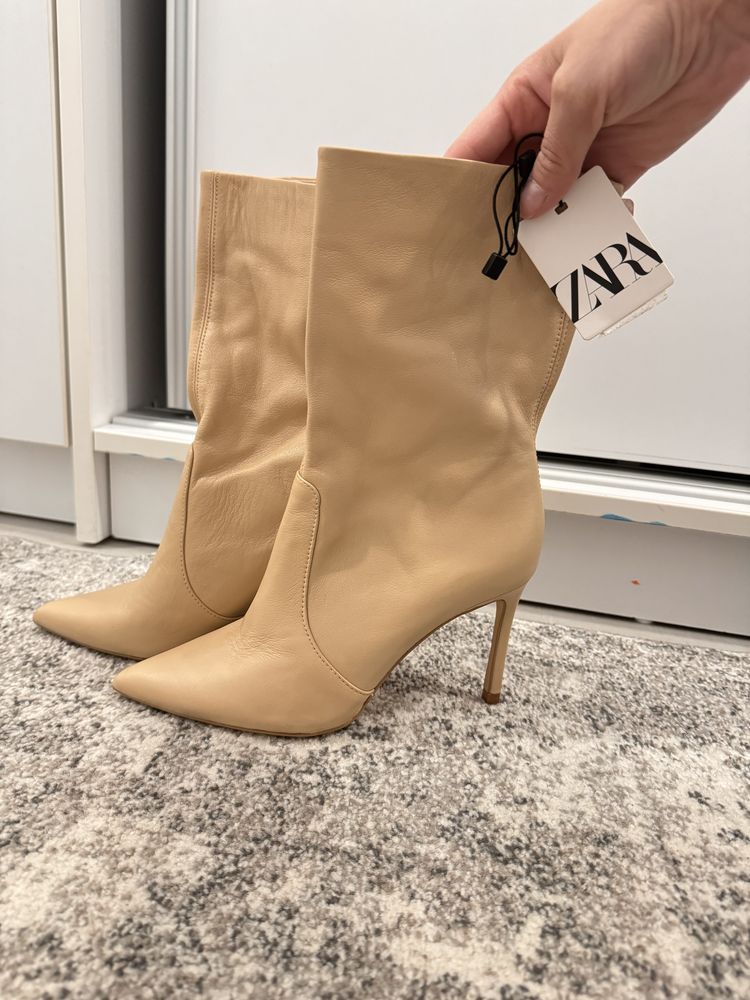 Botine zara marimea 35