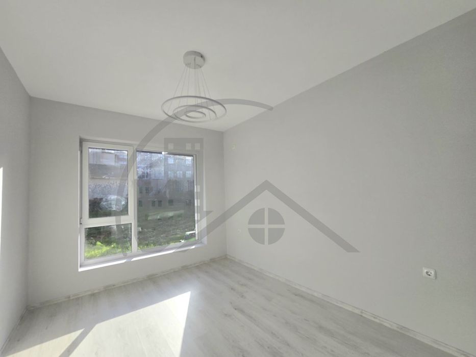 Продава се Етаж от къща в Добрич, Червената пръст - 100 кв.м за 1530 €/кв.м - Снимка #12