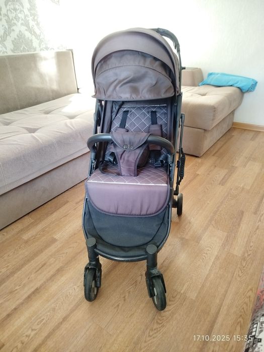 Коляска прогулочная