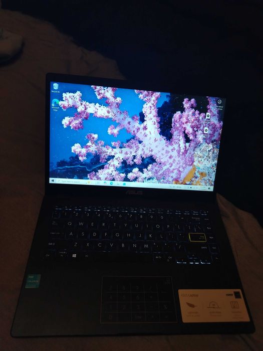 Laptop Asus e410ka 9/10