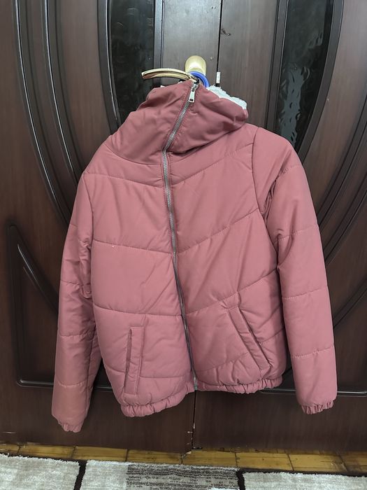 Женская теплая куртка